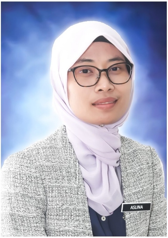  Ts. Dr. Aslina Baharum 